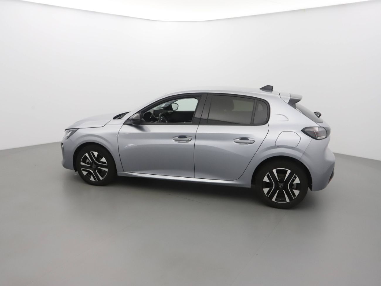 Mandataire PEUGEOT 208 1.2 100CH S&S ALLURE