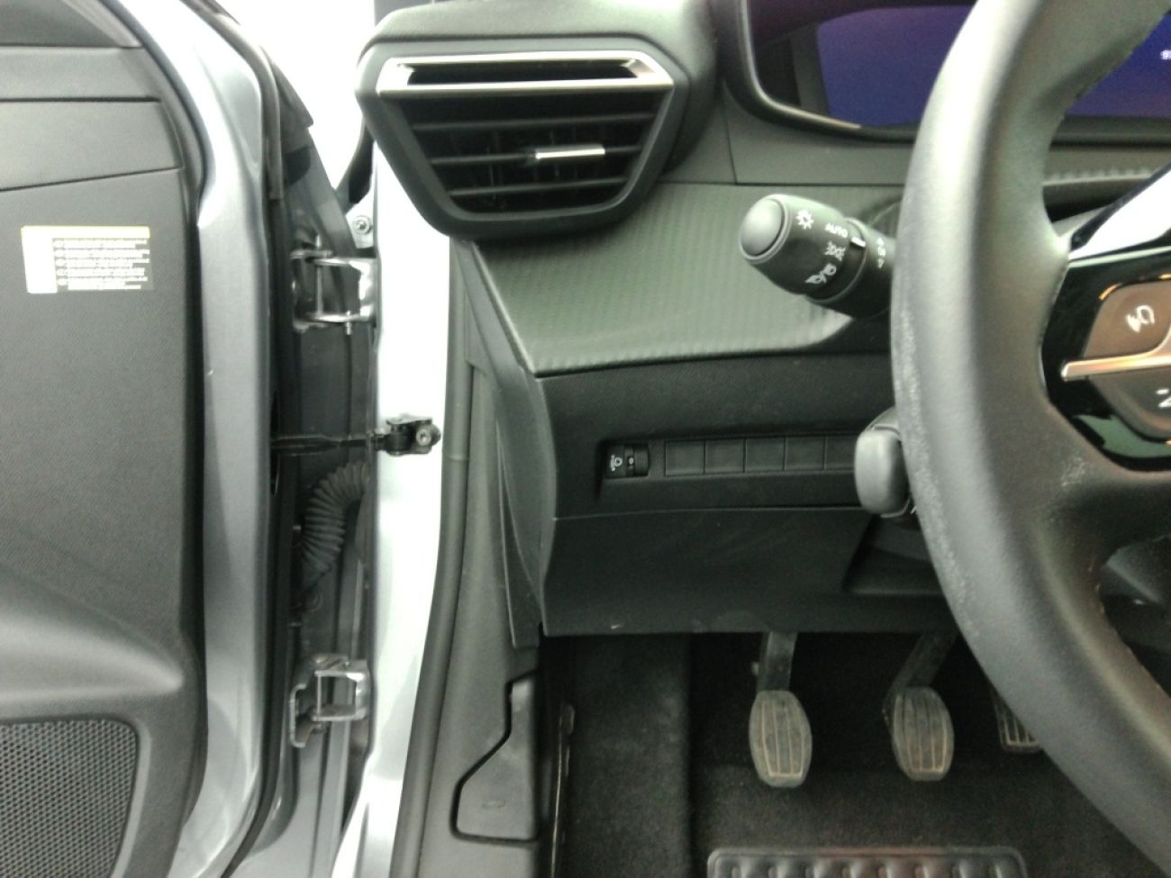 Mandataire PEUGEOT 208 1.2 100CH S&S ALLURE