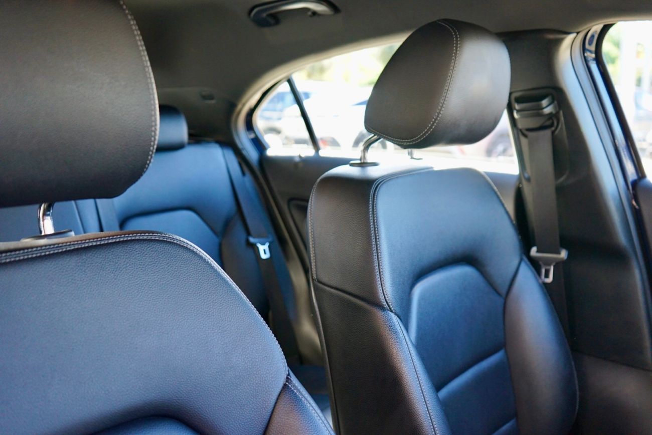 Mandataire MERCEDES CLASSE A 180 7G-DCT Sensation
