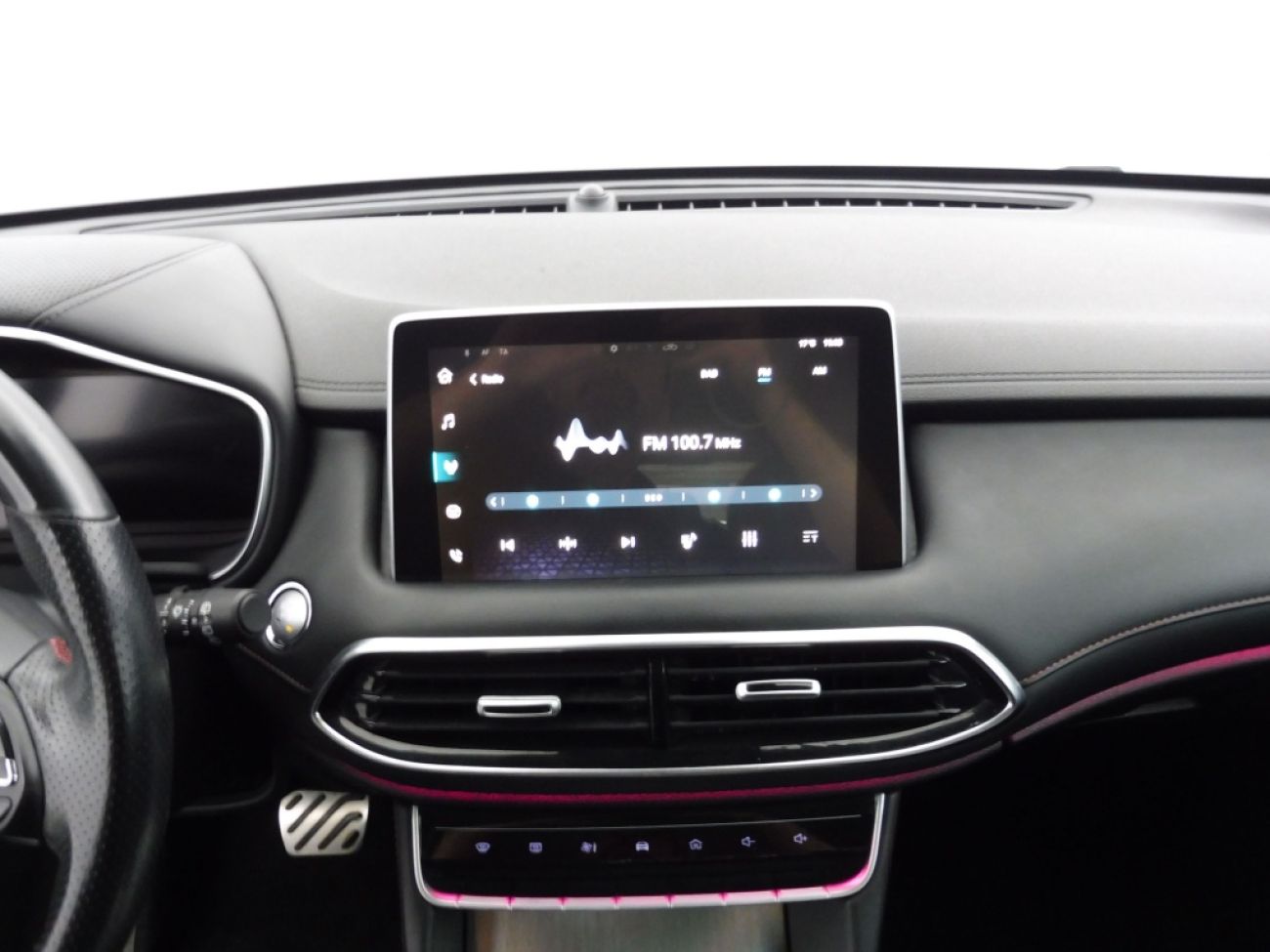 Mandataire MG HS 1.5 T-GDI 162 AT luxury