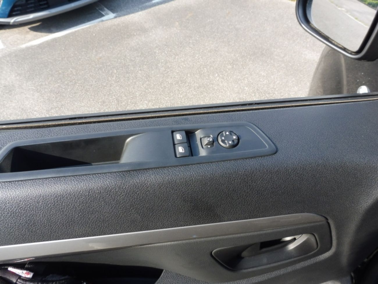 Mandataire PEUGEOT Expert Cabine Approfondie XL 2.2 DIESEL 180CH CABINE APPROFONDIE FIXE AUTOMATIQUE