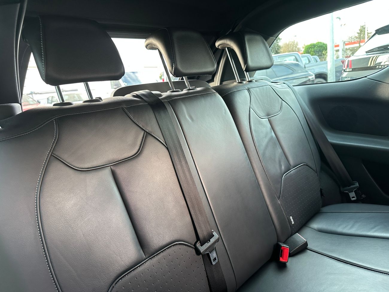 Mandataire Citroën DS3 CABRIOLET VTi 120 So Chic A