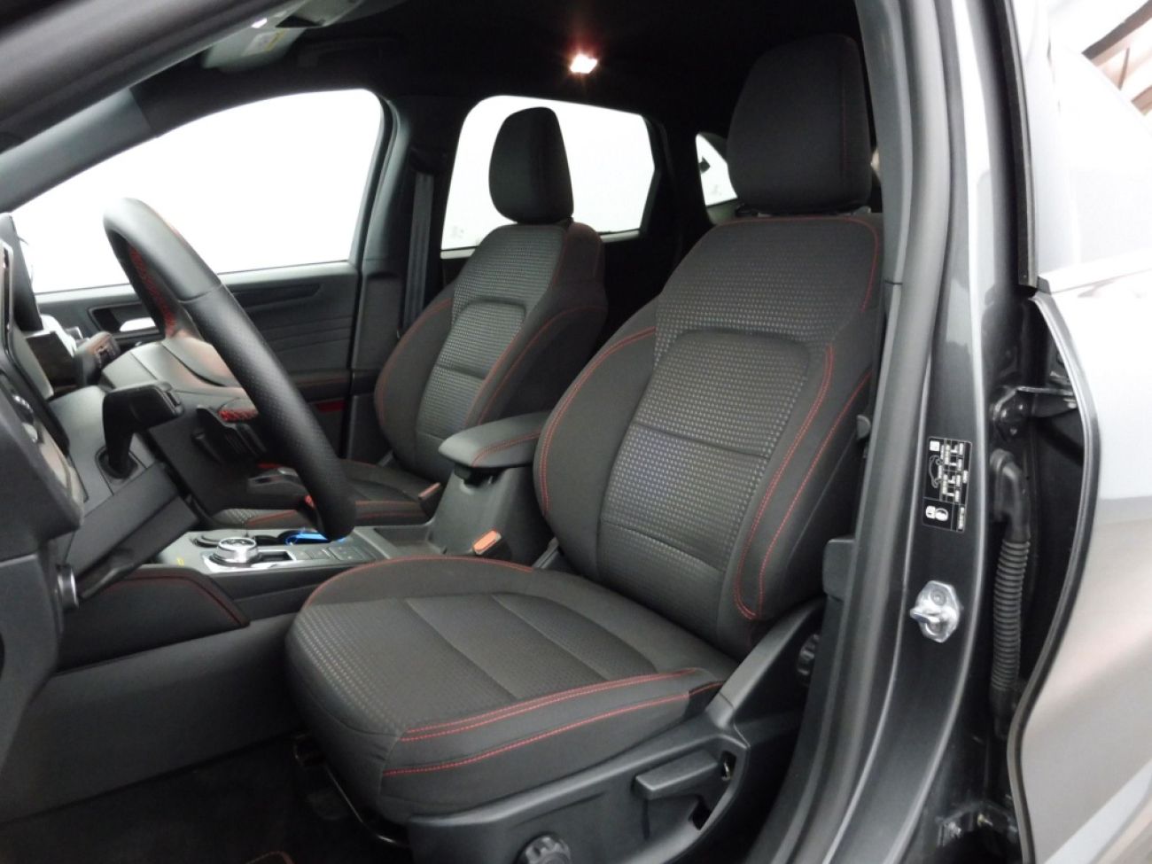 Mandataire Ford KUGA 2.0 TDCI 120CH ST-LINE POWERSHIFT