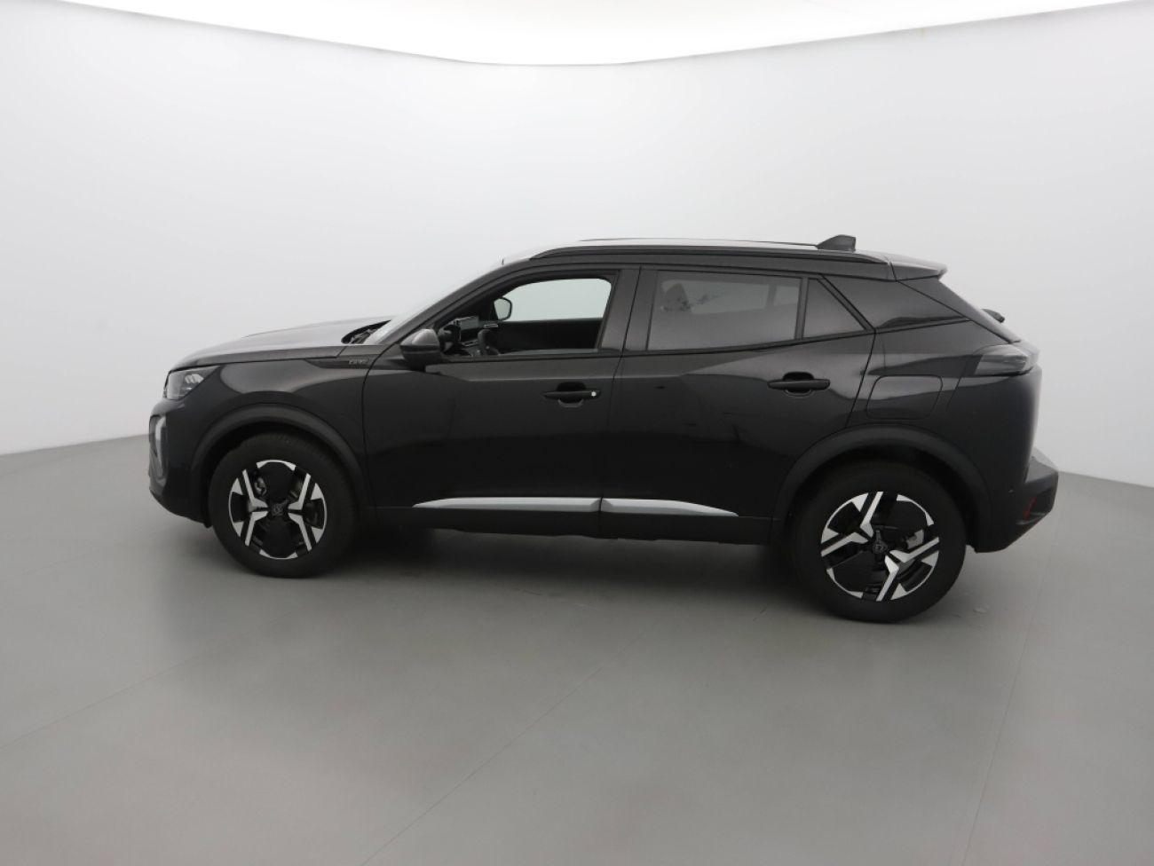 Mandataire PEUGEOT 2008 1.2 HYBRID 145CH GT E-DCS6