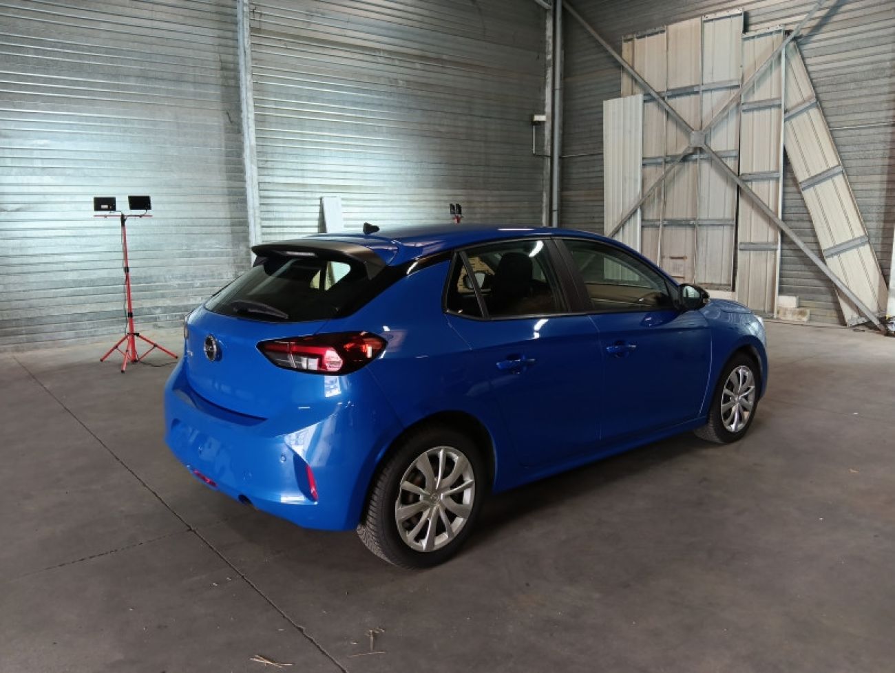 Mandataire Opel Corsa 1.2 100 edition