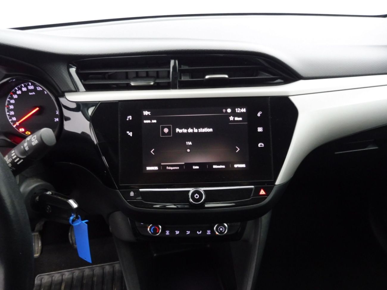 Mandataire Opel Corsa 1.2 100edition