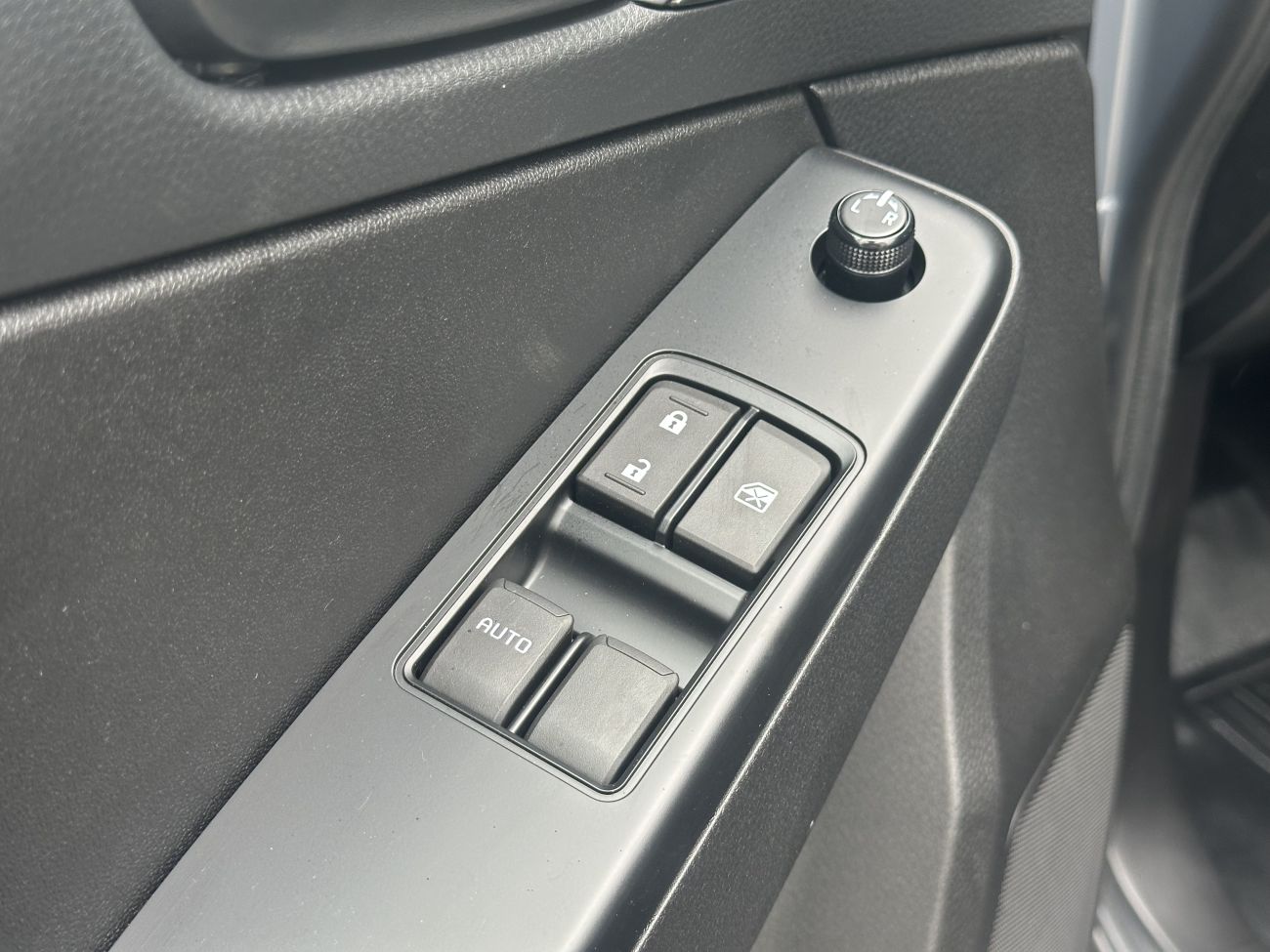 Mandataire ISUZU D-MAX N60 SPACE CAB 1.9 164 CH 4X4 B