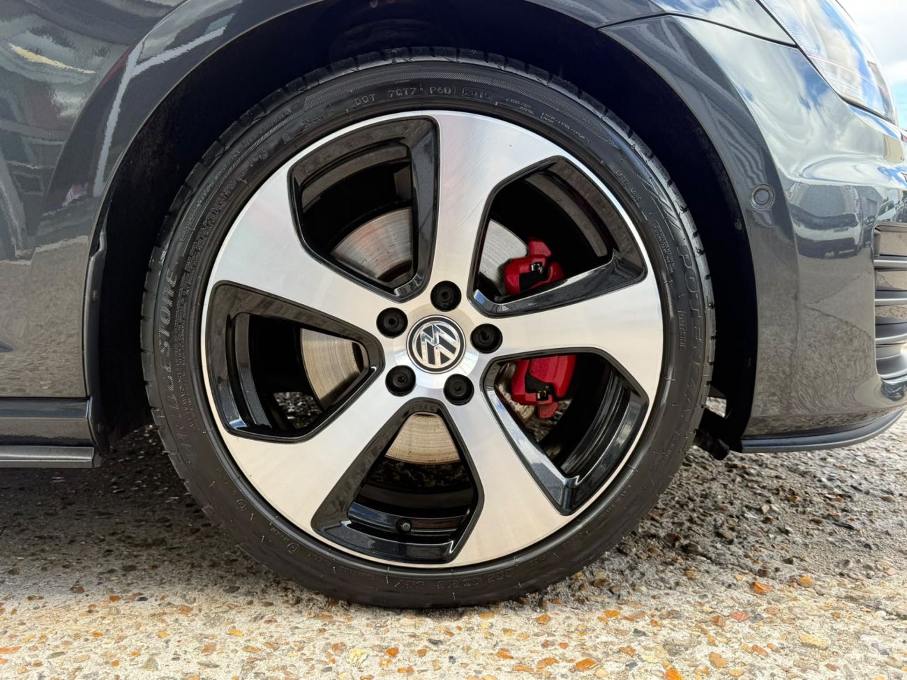 Mandataire VOLKSWAGEN GOLF 2.0 TSI 220 BlueMotion Technology GTI