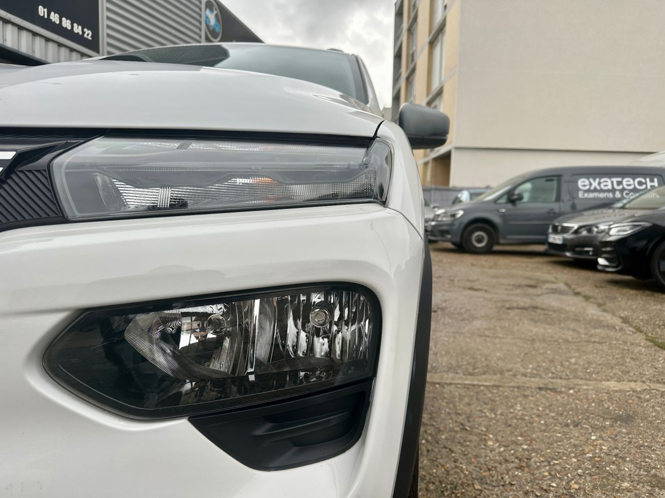 Mandataire Dacia SPRING Expression