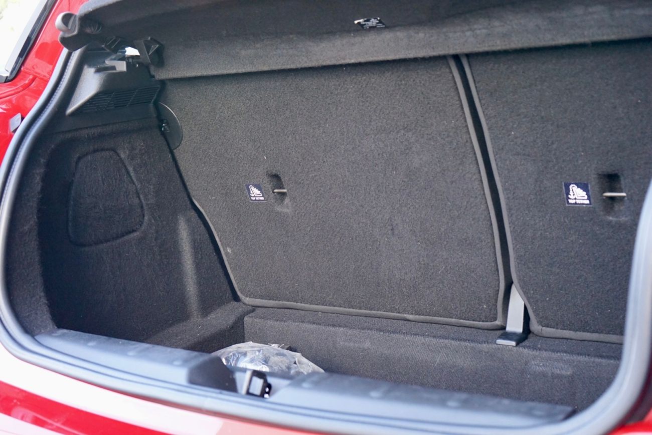 Mandataire MINI HATCH 3 PORTES F56 231 ch John Cooper Works BVA6 Finition JCW Exclusive Design