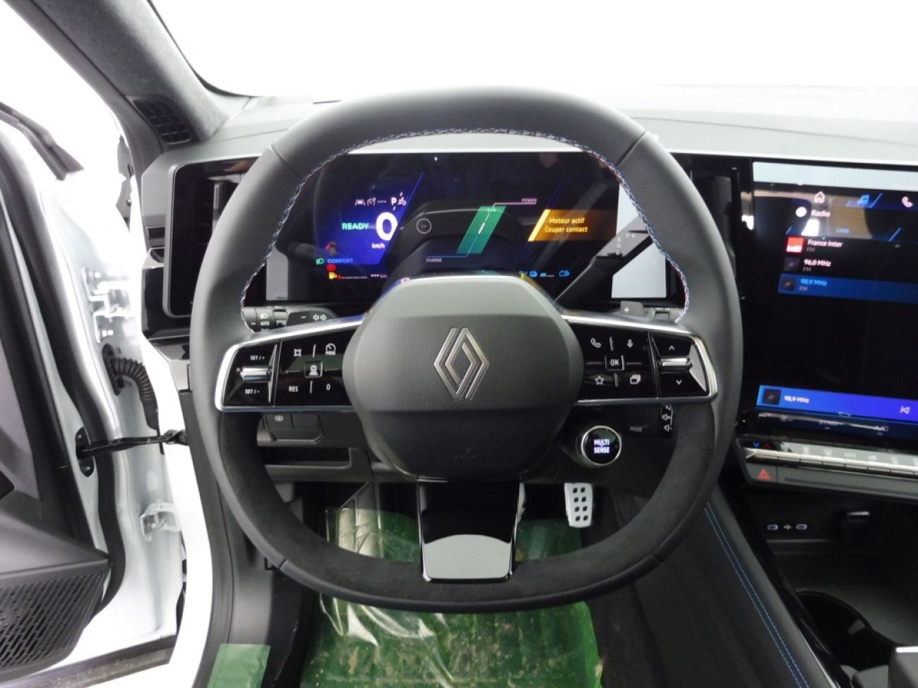 Mandataire RENAULT AUSTRAL 1.2 E-TECH FULL HYBRID 200CH TECHNO ESPRIT ALPINE - 24