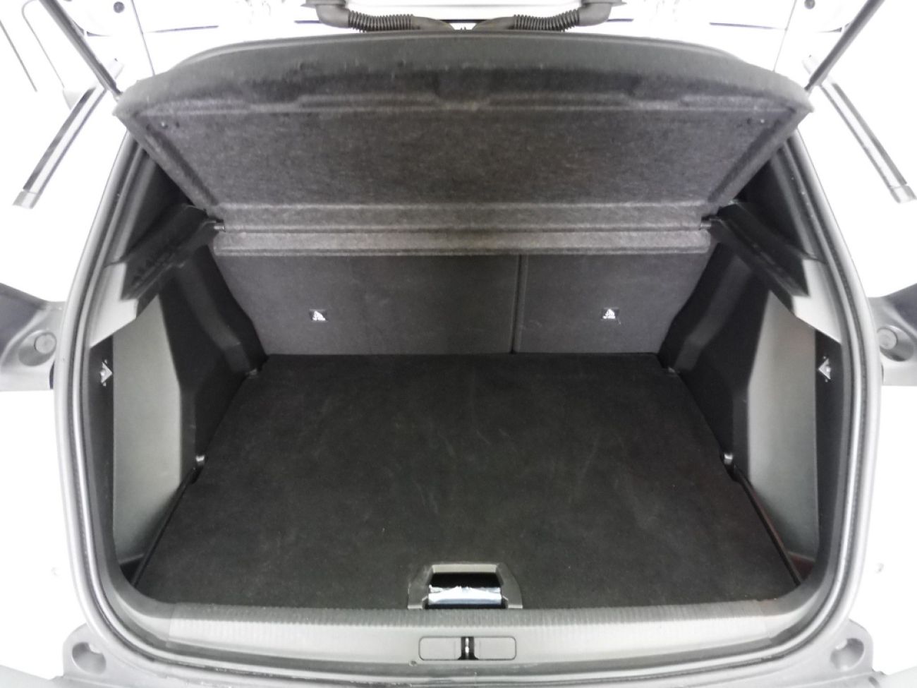 Mandataire PEUGEOT 2008 1.2 PURETECH 130CH S&S ALLURE EAT8