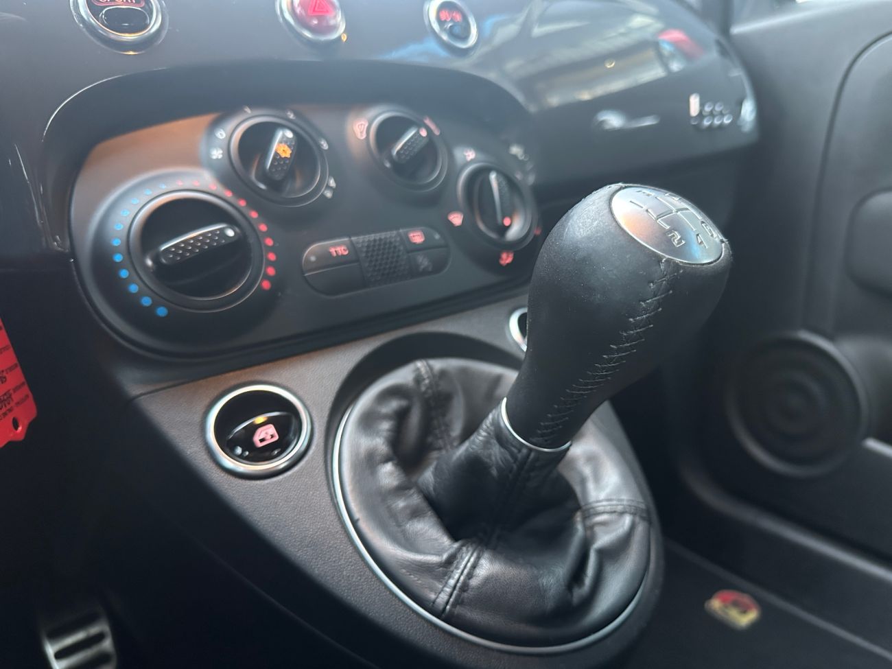 Mandataire ABARTH 595 E6D TEMP 1.4 Turbo 16V T-Jet 145 ch BVM5