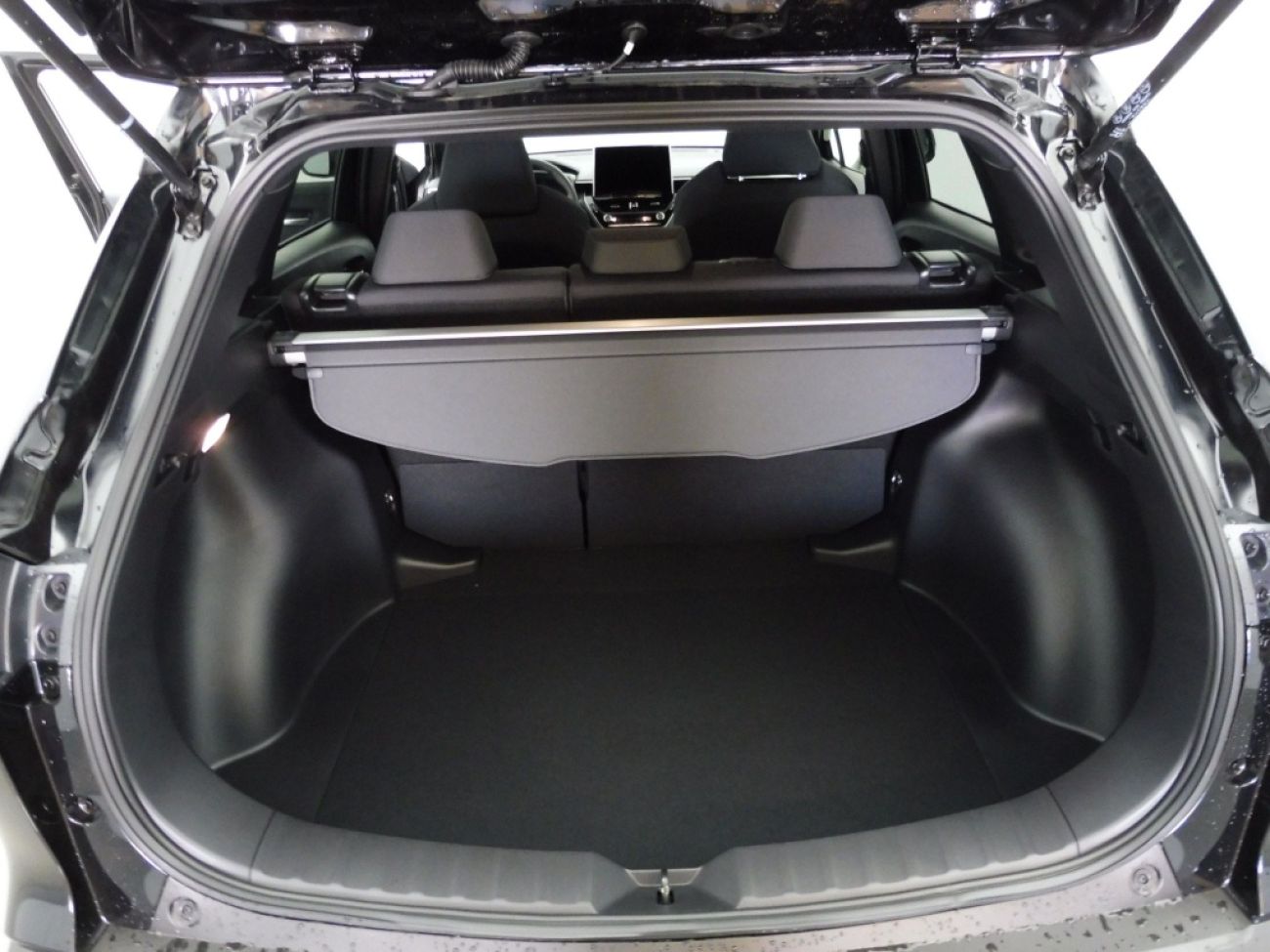 Mandataire TOYOTA COROLLA CROSS ACTIVE DRIVE 1.8 VVTI HYBRID 140