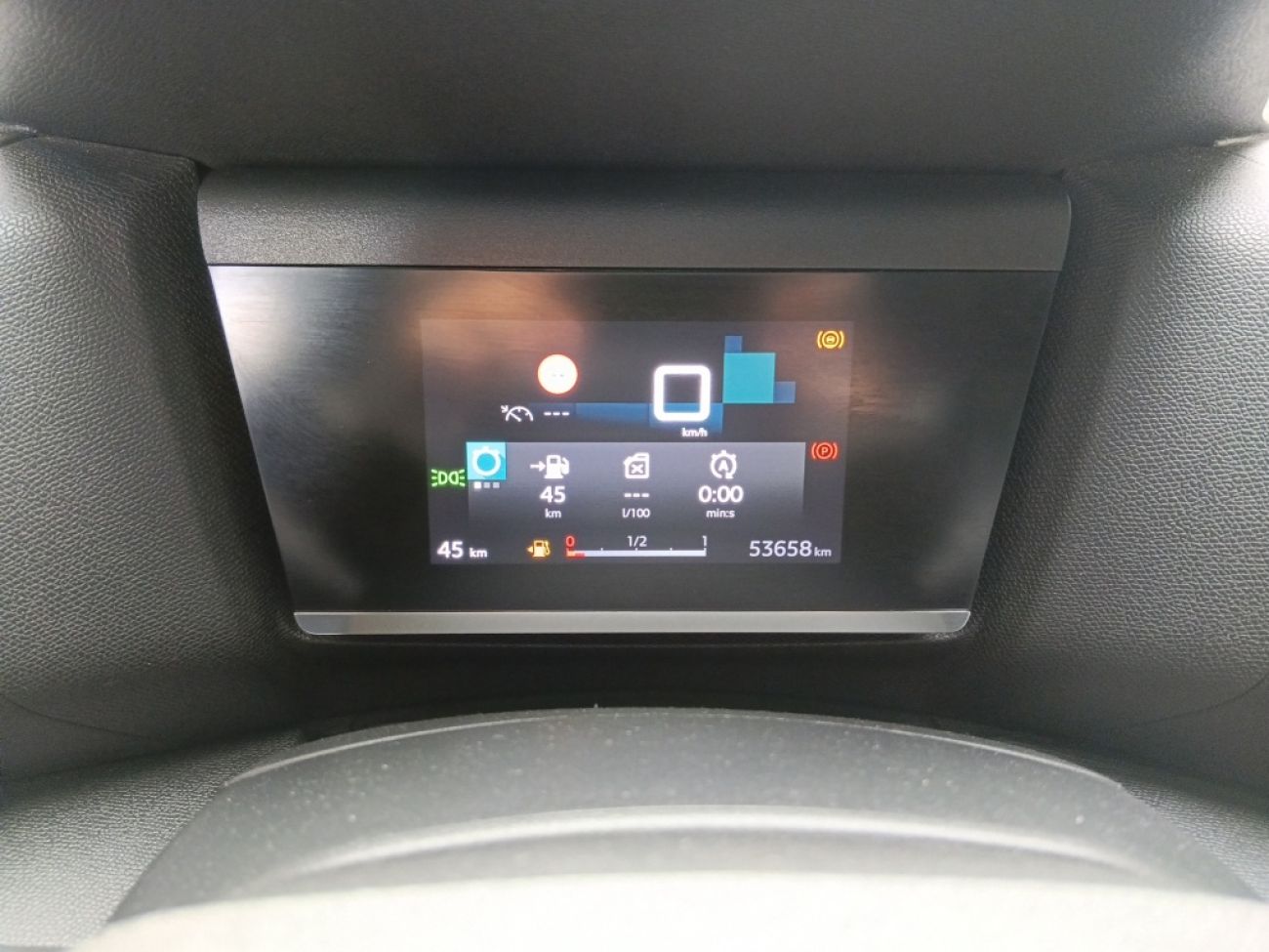Mandataire Citroën C4 X 1.2 PURETECH 100 FEEL