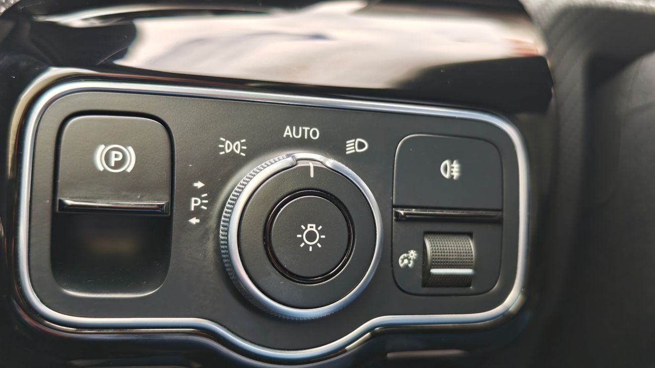 Mandataire MERCEDES-BENZ CLASSE A 160 BM6 Style Line