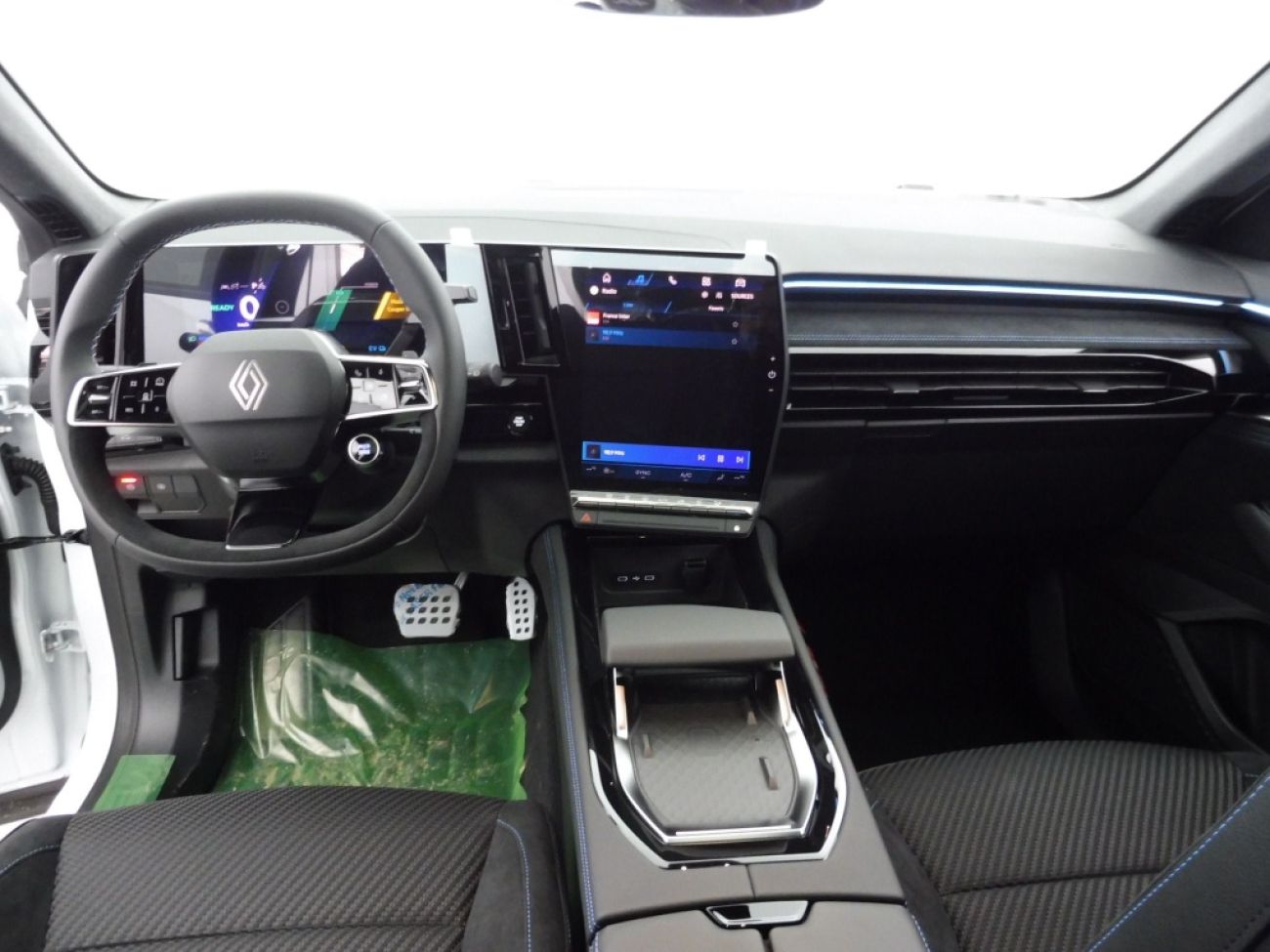 Mandataire RENAULT AUSTRAL 1.2 E-TECH FULL HYBRID 200CH TECHNO ESPRIT ALPINE - 24