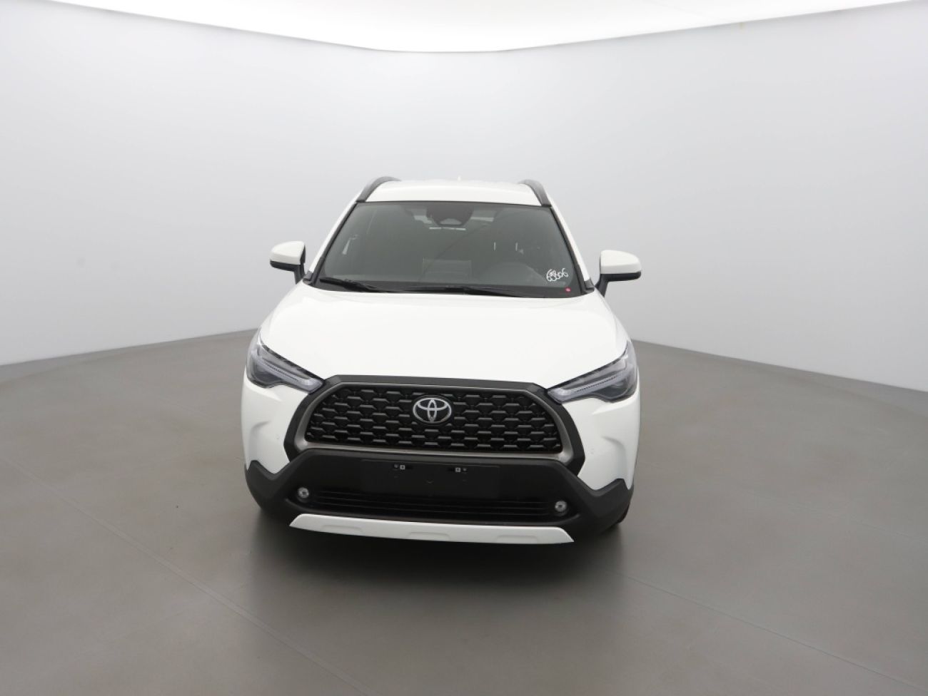 Mandataire TOYOTA COROLLA CROSS ACTIVE DRIVE 1.8 VVTI HYBRID 140