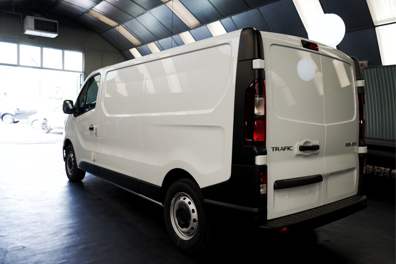 Mandataire RENAULT TRAFIC FOURGON FGN L2H1 3T BLUE DCI 150 GSR2 ADVANCE