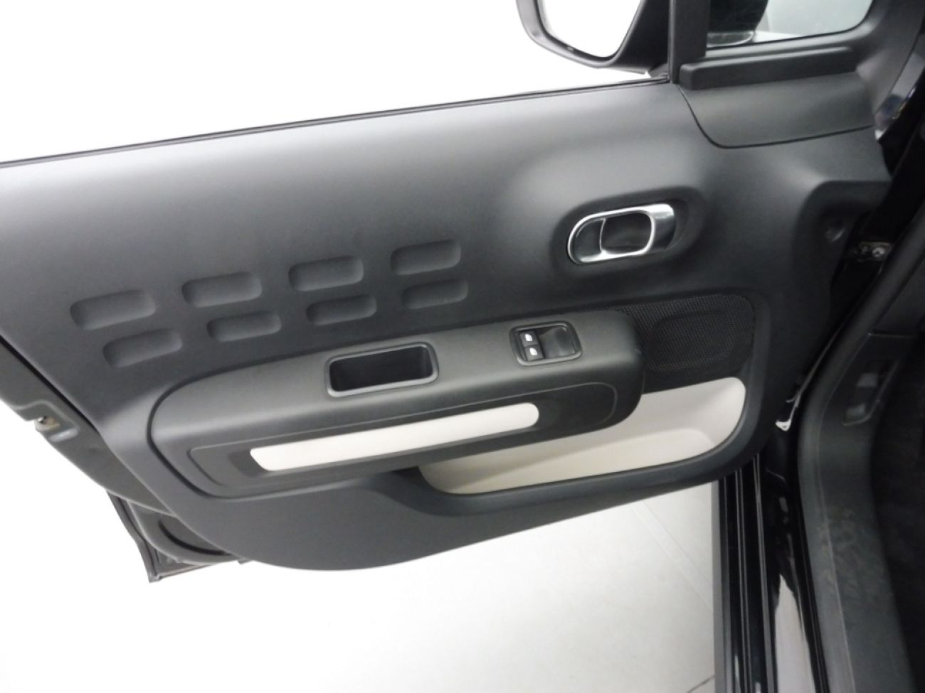 Mandataire Citroën C3 1.5 BLUEHDI 100CH S&S PLUS