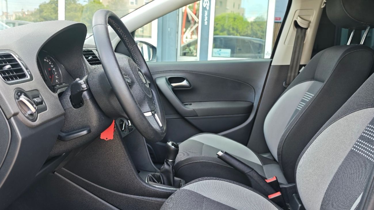 Mandataire VOLKSWAGEN POLO 1.2 70 Life