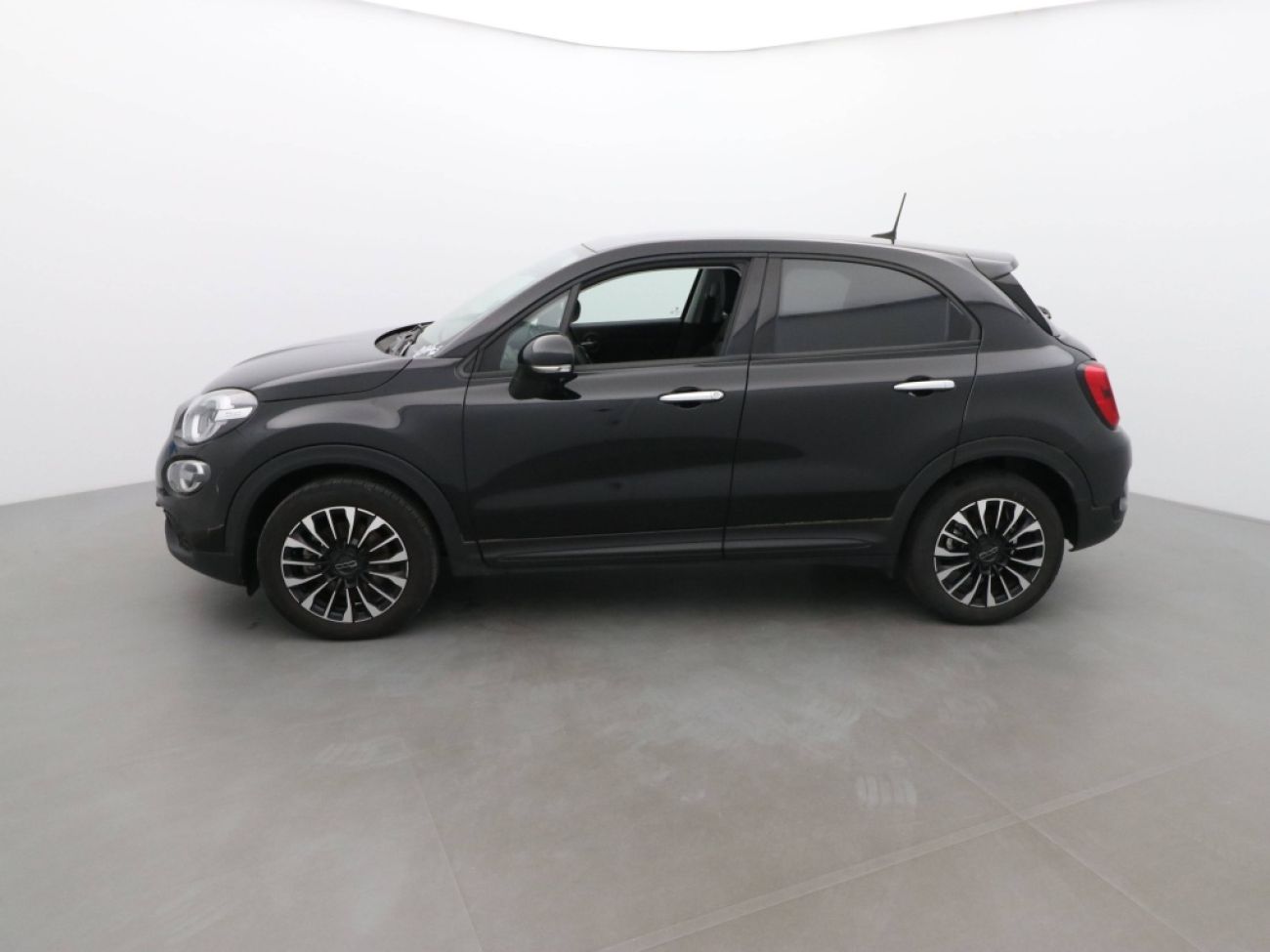 Mandataire FIAT 500X 1.5 FIREFLY TURBO 130CH S/S HYBRID PACK CONFORT DCT7