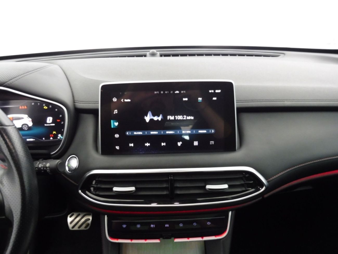 Mandataire MG HS 1.5 T-GDI 162 AT luxury
