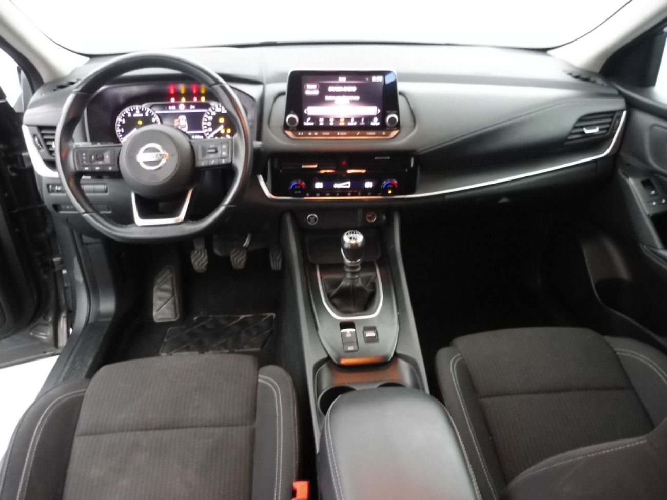 Mandataire NISSAN Qashqai 1.3 DIG-T 140 MHEVacenta