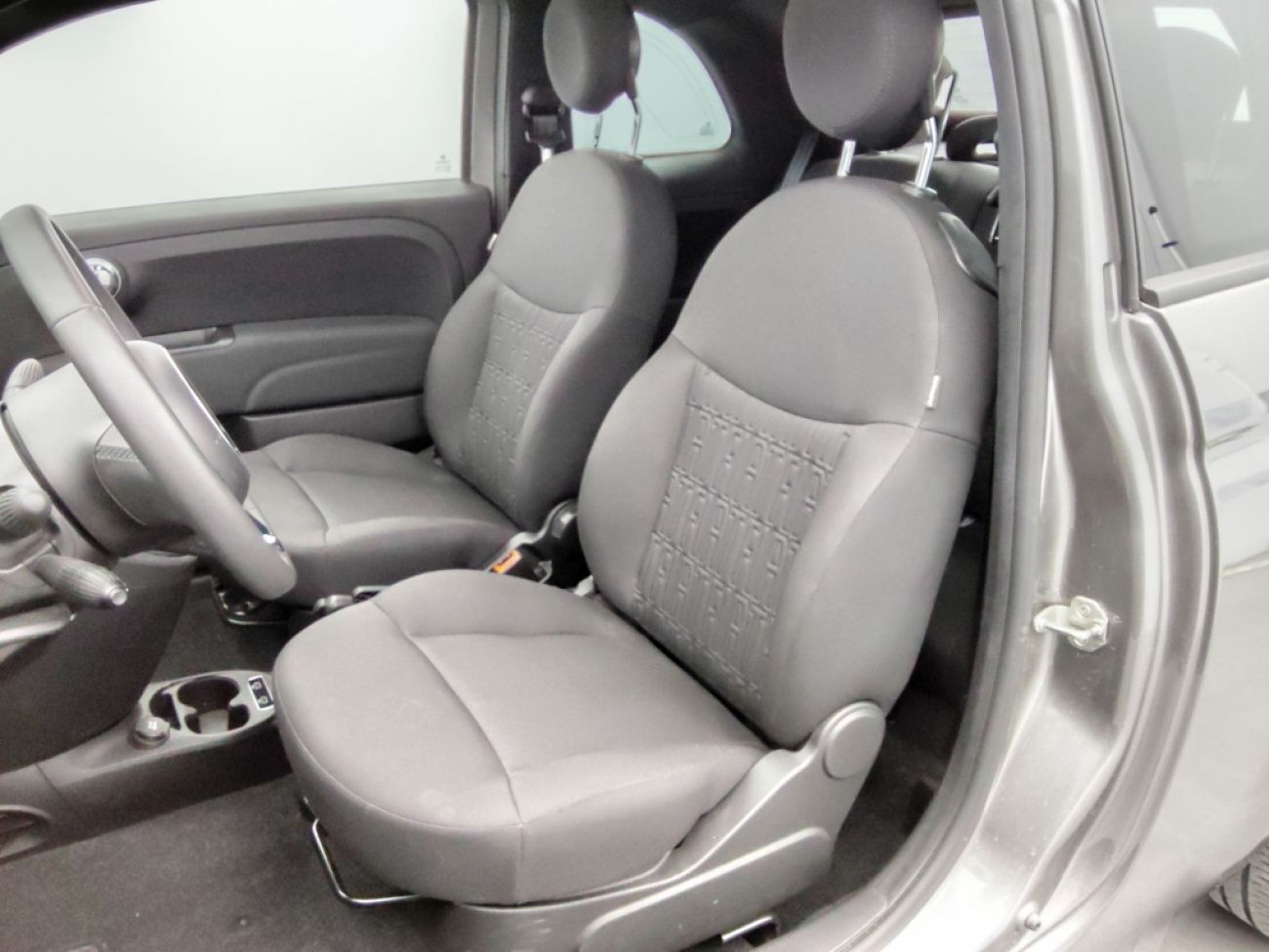 Mandataire FIAT 500C 1.0 70CH BSG S&S SERIE 1
