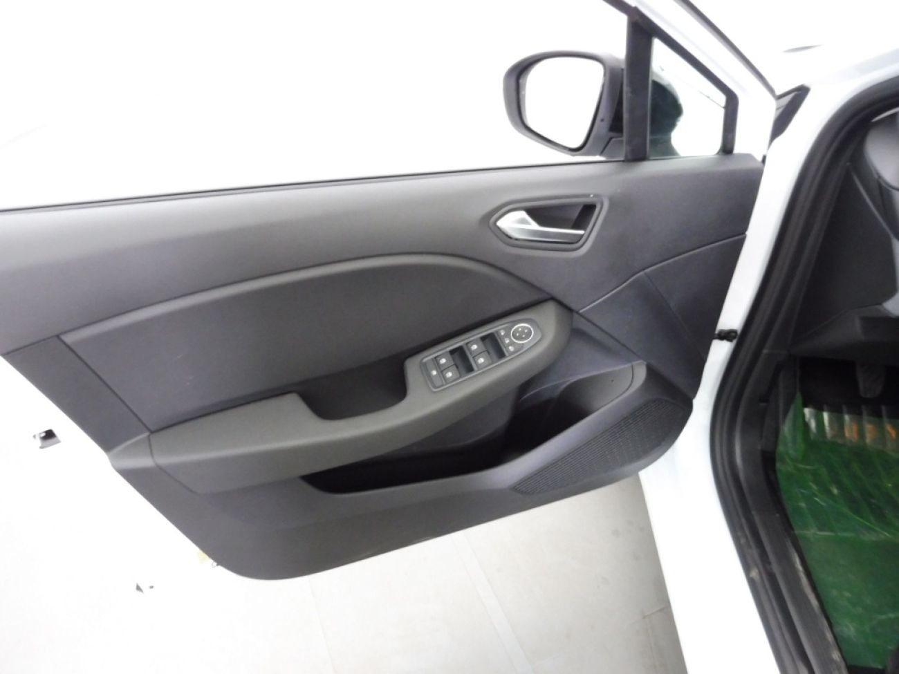 Mandataire RENAULT CLIO V 1.5 DCI 100CH EVOLUTION - 25