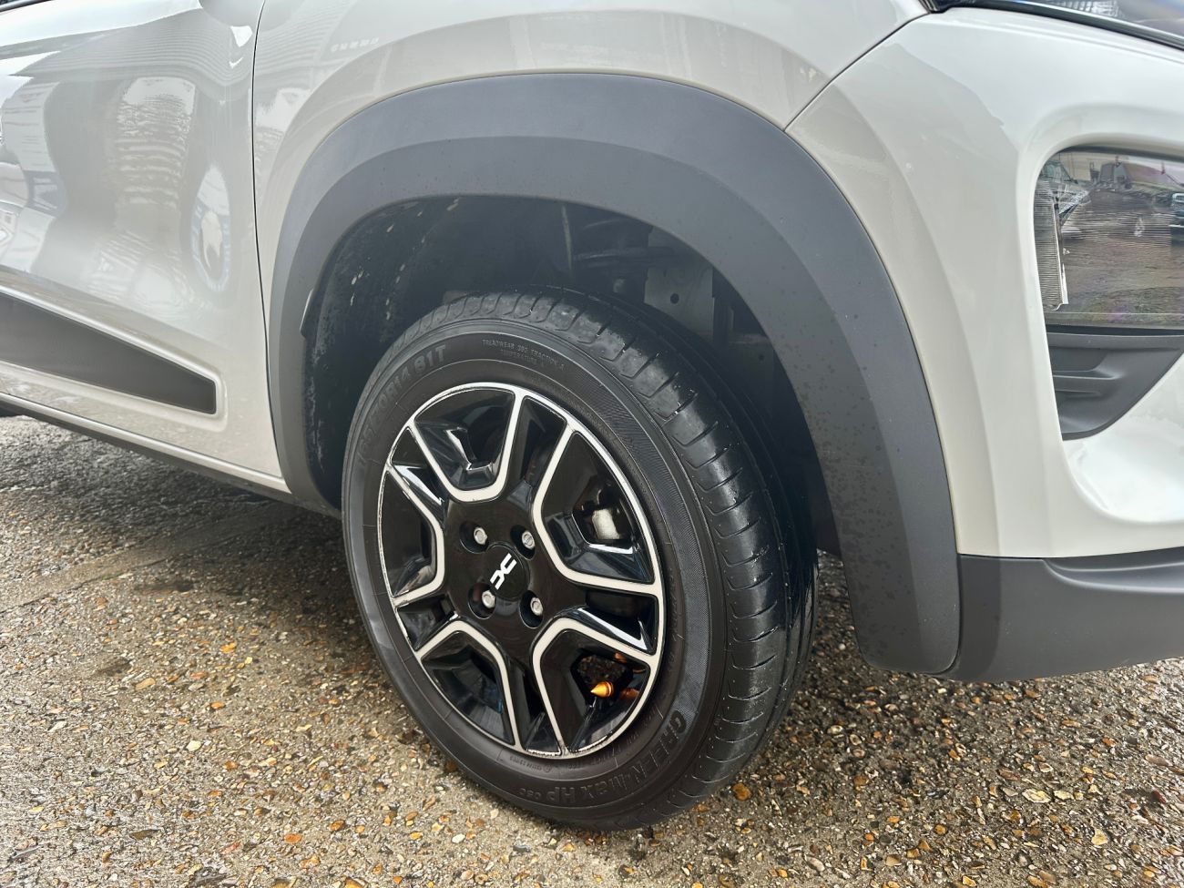 Mandataire Dacia SPRING Expression