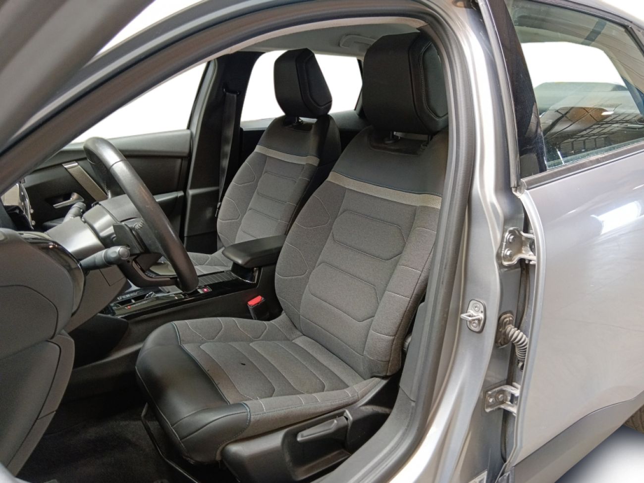Mandataire Citroën C4 X 1.5 BLUEHDI 130 EAT8 FEEL PACK