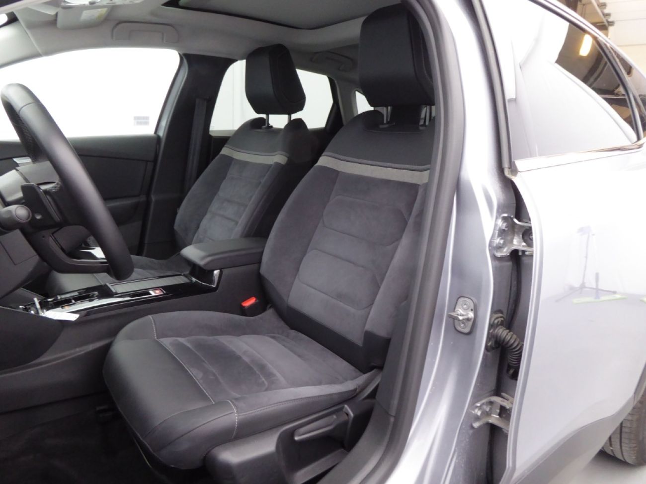 Mandataire Citroën C4 X BLUEHDI 130CH S&S SHINE EAT8