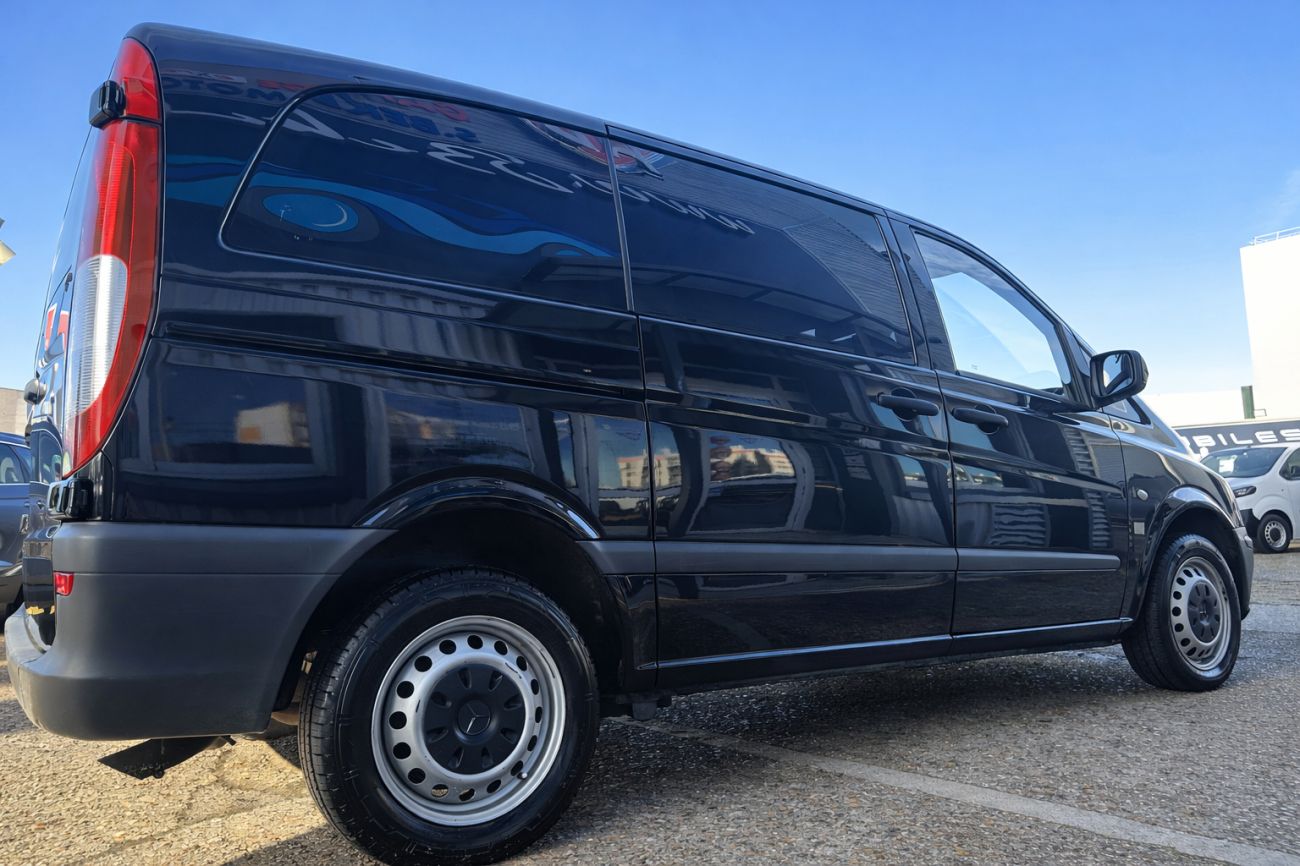 Mandataire MERCEDES VITO FOURGON 110 CDI 2.8t COMPACT 6 places