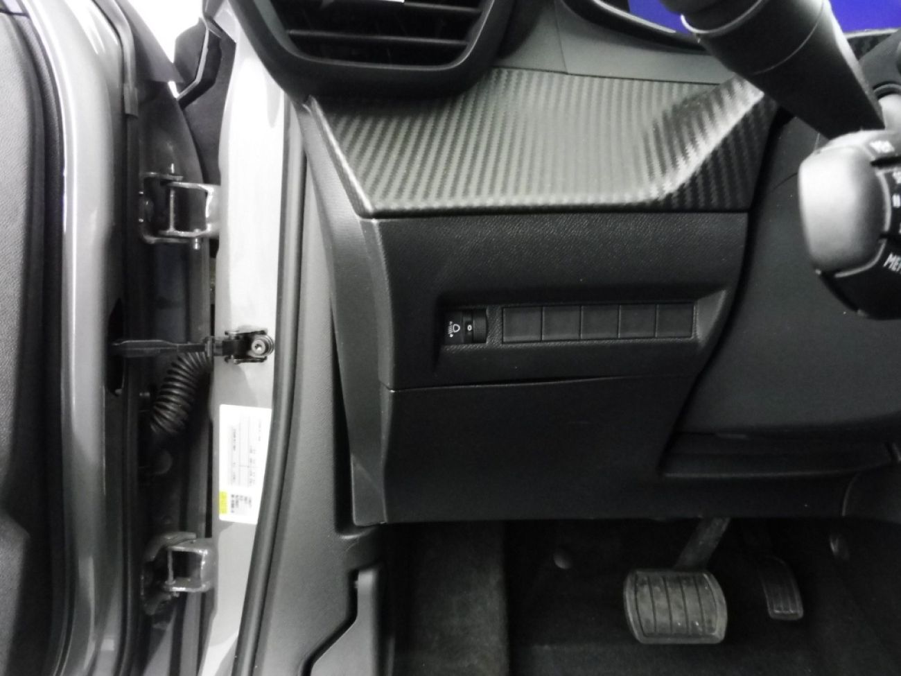 Mandataire PEUGEOT 2008 1.2 PURETECH 130CH S&S ALLURE EAT8