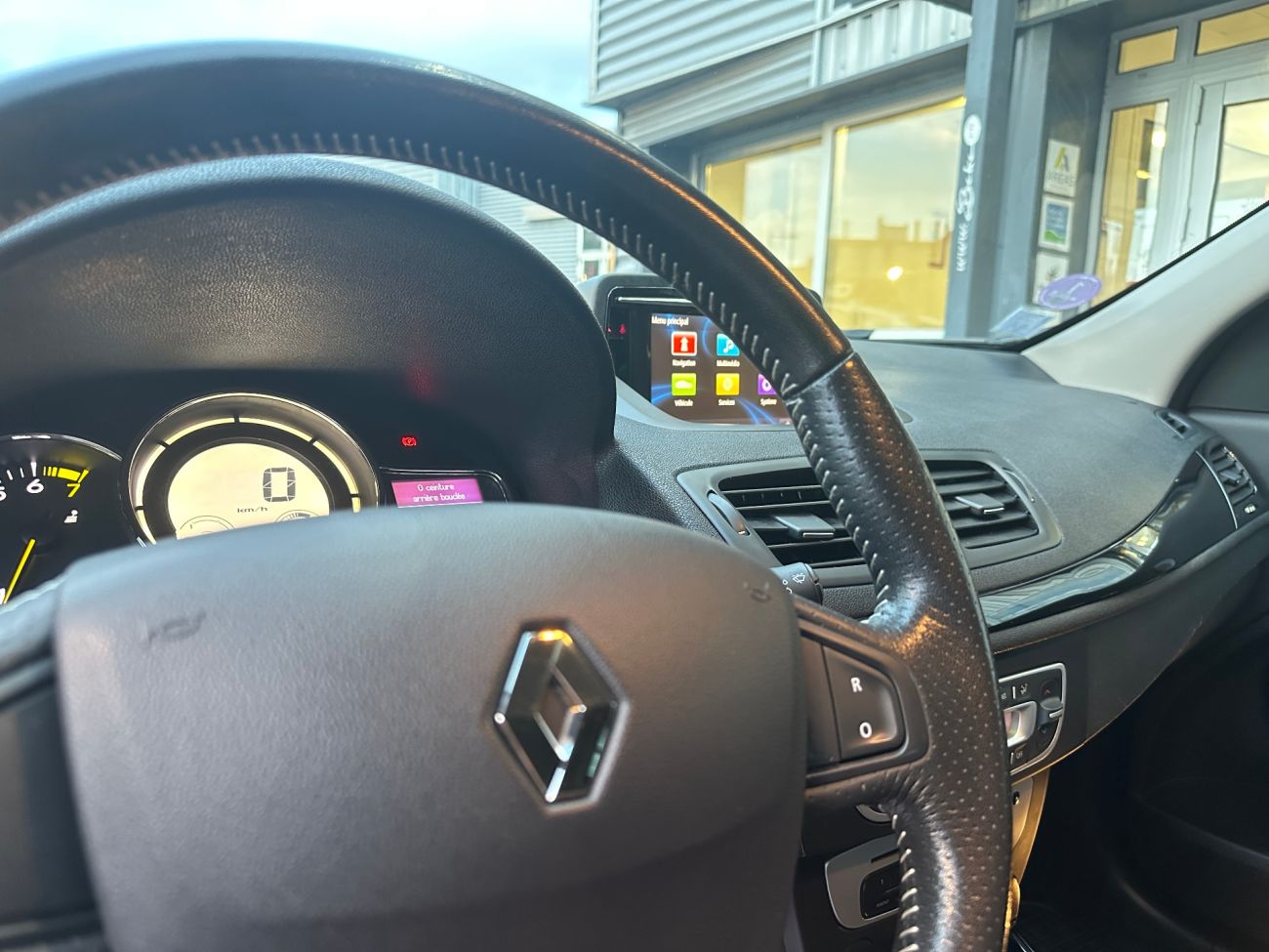 Mandataire RENAULT MEGANE III BERLINE TCE 130 Energy eco2 Bose