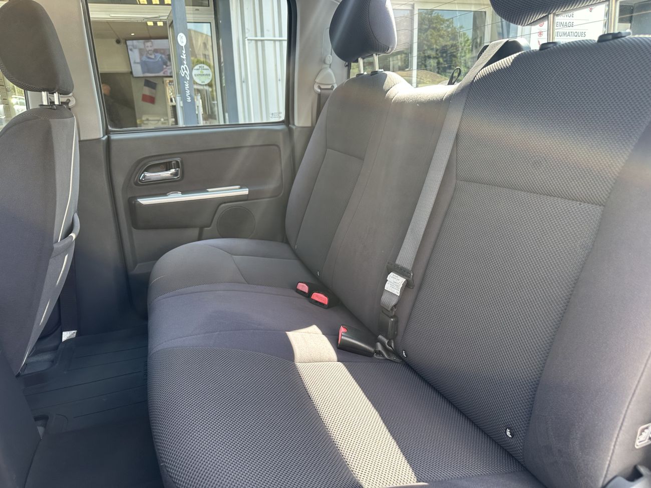 Mandataire ISUZU D-MAX 3.0 4WD CREW CAB LS