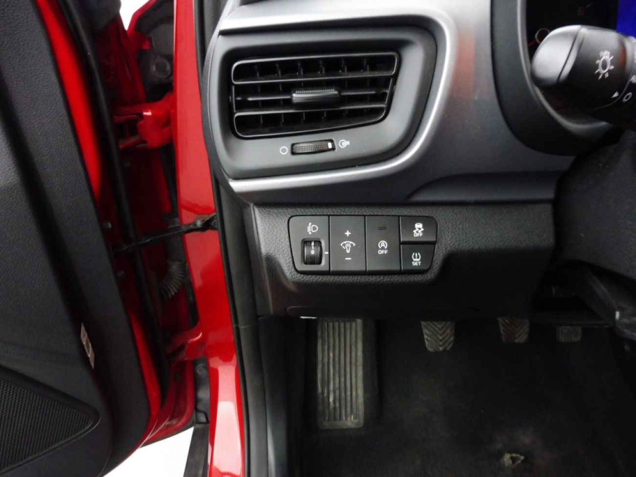 Mandataire Kia Stonic 1.2 LX 84fun