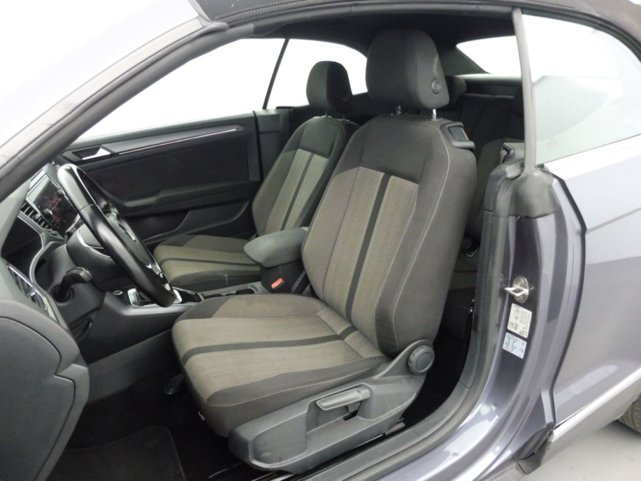 Mandataire VOLKSWAGEN T-Roc Cabriolet 1.5 TSI 150 DSGstyle