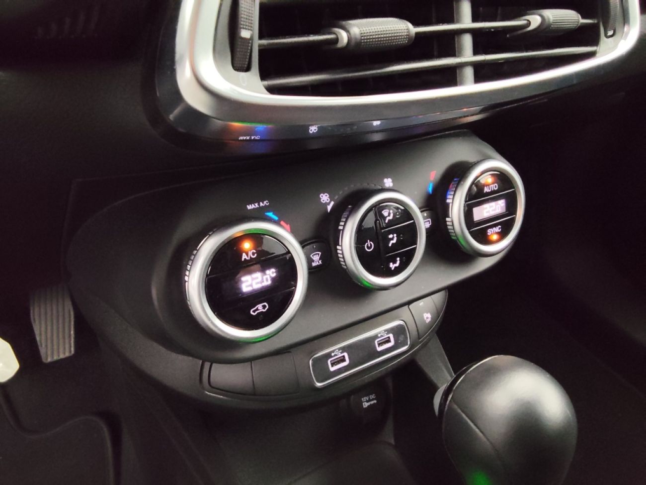 Mandataire FIAT 500X 1.5 FIREFLY TURBO 130CH S/S HYBRID PACK CONFORT DCT7