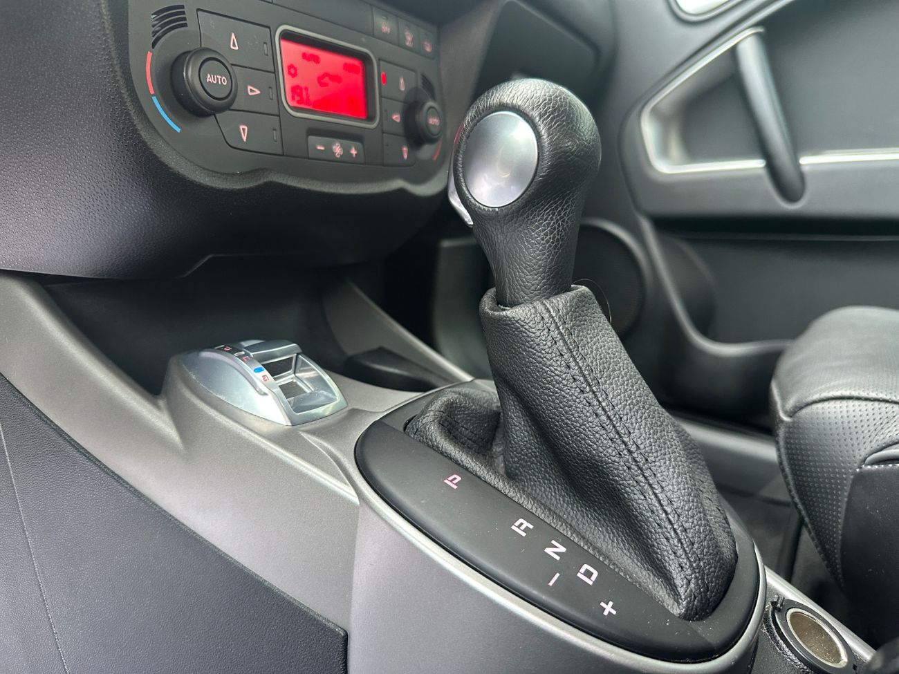 Mandataire ALFA ROMEO MITO SERIE 3 1.4 TB MultiAir Start & Stop 140 Alfa TCT Super