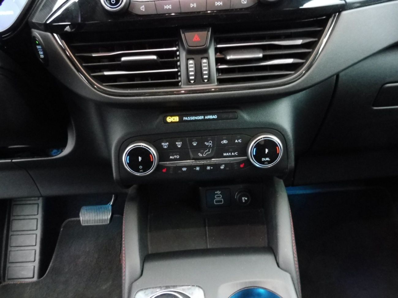 Mandataire Ford KUGA 2.0 TDCI 120CH ST-LINE POWERSHIFT