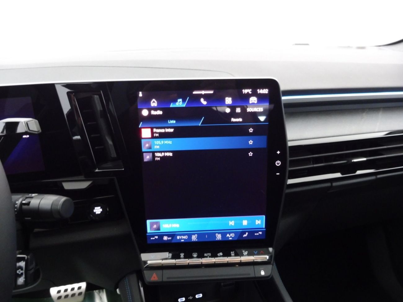 Mandataire RENAULT Rafale 1.2 E-TECH FULL HYBRID 200CH ESPRIT ALPINE - 25