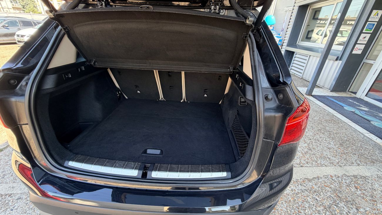 Mandataire BMW X1 F48 sDrive 18i 140 ch DKG7 xLine