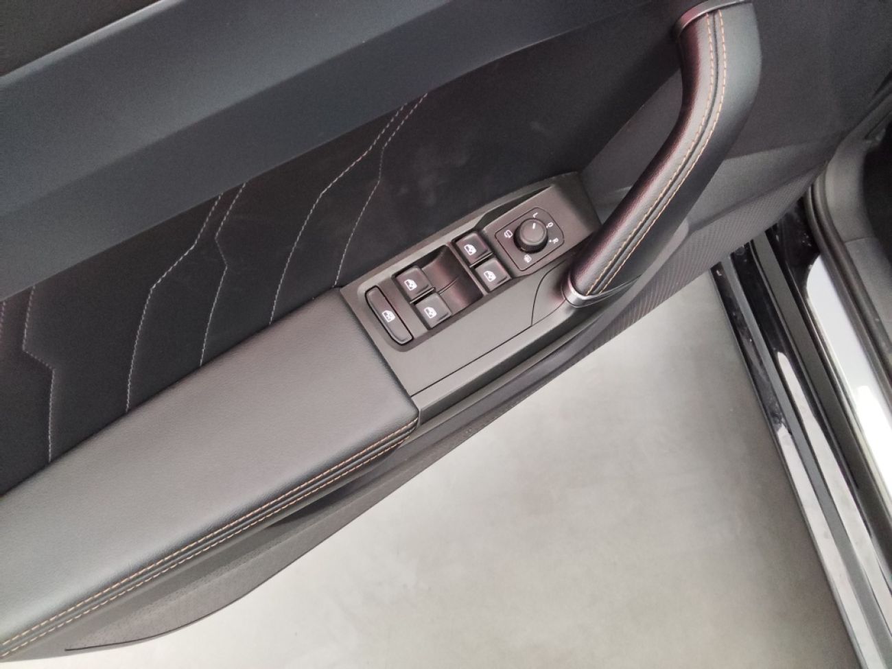 Mandataire CUPRA Leon Sportstourer 1.5 ETSI 150 DSG