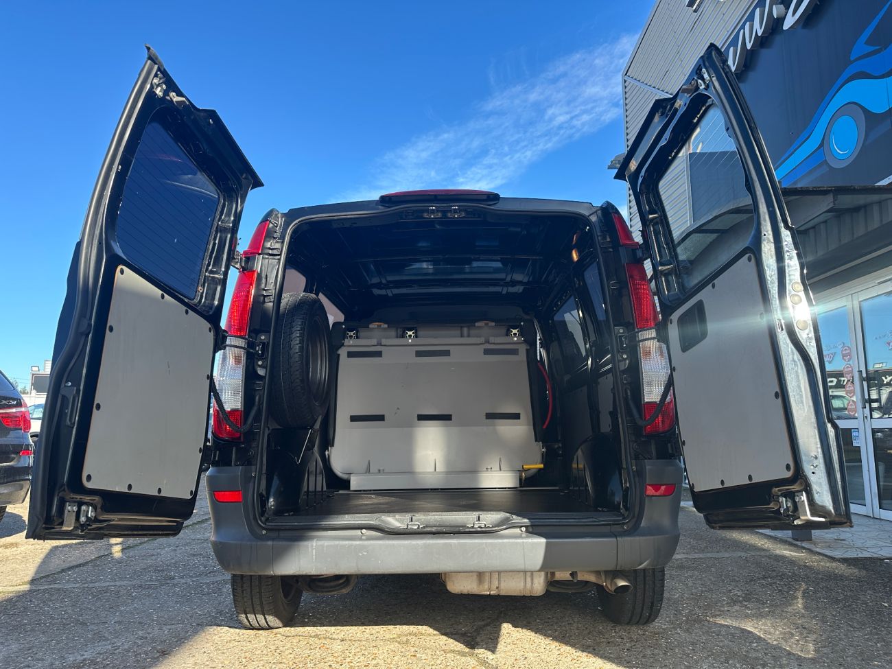 Mandataire MERCEDES VITO FOURGON 110 CDI 2.8t COMPACT 6 places