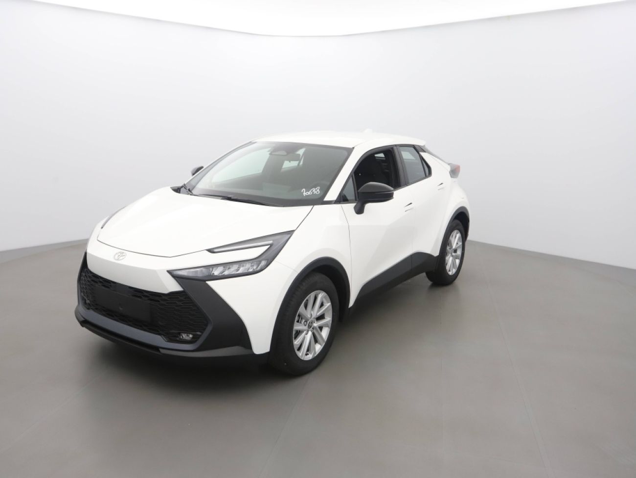 Mandataire TOYOTA C-HR 1.8 140CH DYNAMIC NG23