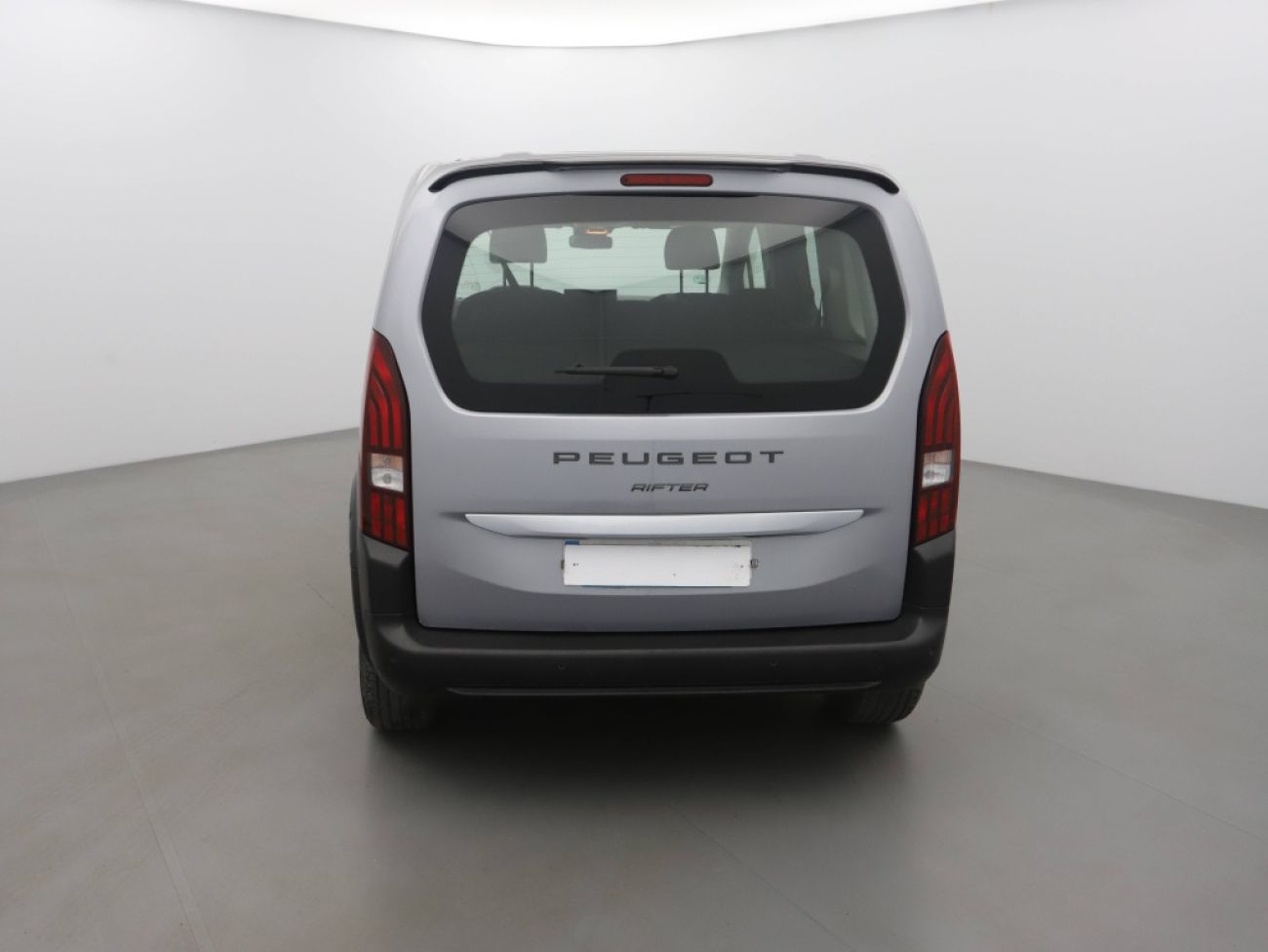 Mandataire PEUGEOT Rifter TAILLE M - 1.5 BLUEHDI 100CH S&S ALLURE 5 PLACES