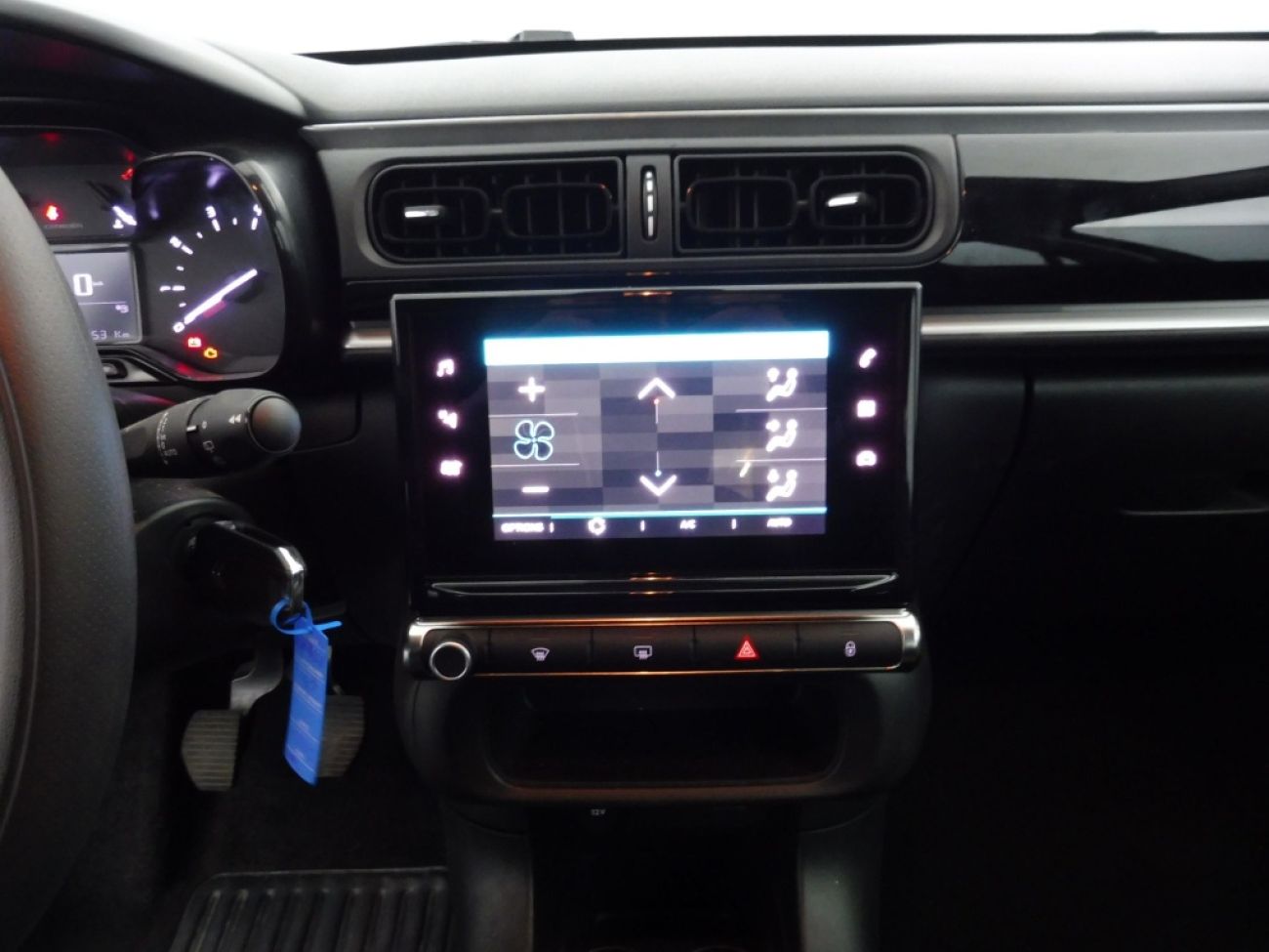 Mandataire Citroën C3 1.5 BLUEHDI 100CH S&S PLUS