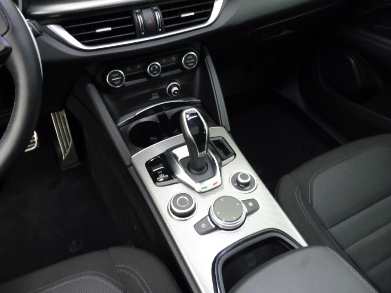 Mandataire ALFA ROMEO STELVIO 2.2 DIESEL 160CH SPRINT AT8